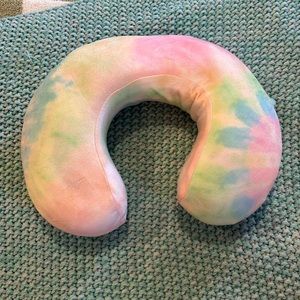 STONEY CLOVER X TARGET TRAVEL NECK PILLOW